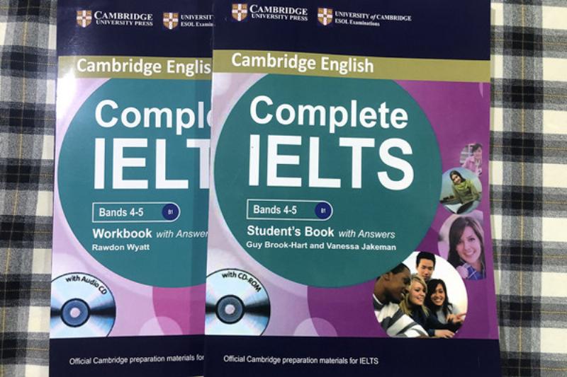 Chiến thuật sử dụng đáp án để luyện nghe và đọc với Complete IELTS Bands 4-5