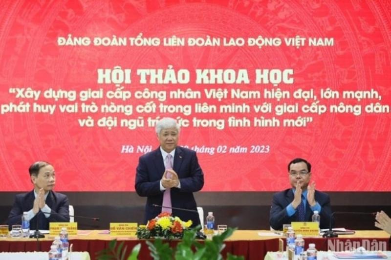 Hình ảnh minh họa vai trò của giai cấp công nhân
