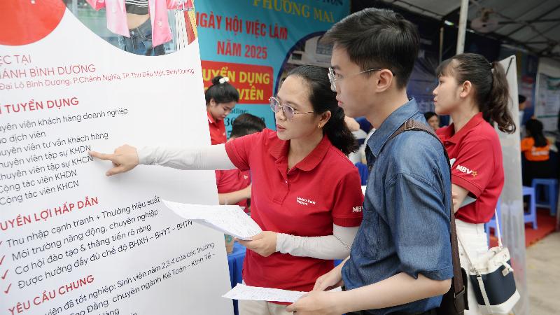 Tổng hợp các nguồn uy tín để tìm kiếm và luyện tập bài tập tài chính doanh nghiệp tại Việt Nam