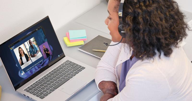 Hình ảnh minh họa các nguồn tài liệu học tập, có thể bao gồm sách, laptop hiển thị website giáo dục, biểu tượng thư viện, thể hiện sự đa dạng của nguồn kiến thức.