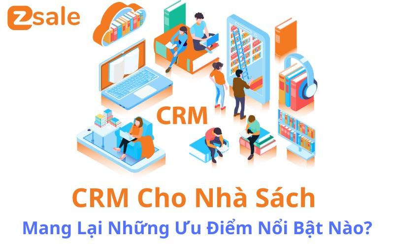 Nhân viên nhà sách hỗ trợ tìm sách