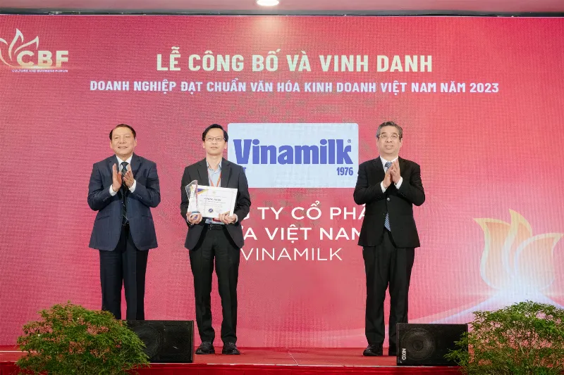 Vinamilk: Doanh Nghiệp Đạt Chuẩn Văn Hóa Kinh Doanh Việt Nam 2023