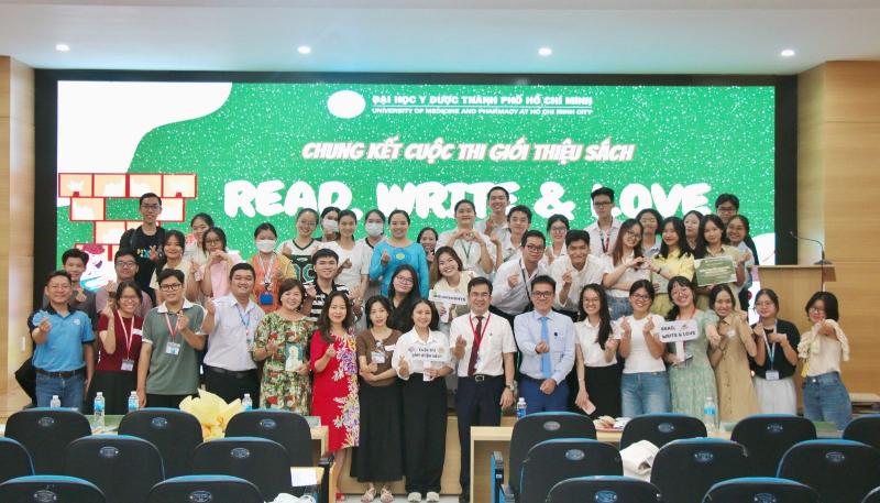 Sách Vi Sinh Đại Học Y Dược TP HCM PDF: Chinh Phục Môn Học Gai Góc Cùng Tài Nguyên Chất Lượng