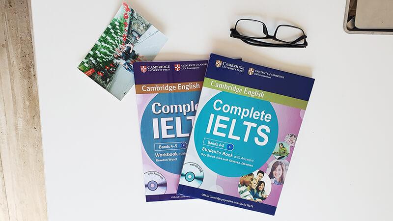 Tài liệu bổ trợ ngoài Complete IELTS Bands 4-5 Student's Book PDF giúp nâng cao trình độ