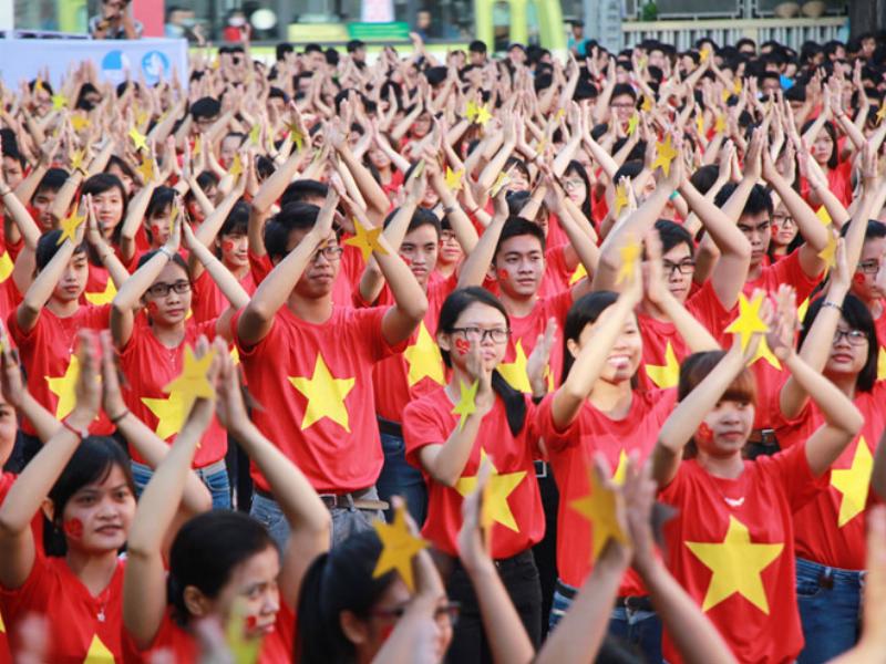 Hình ảnh minh họa các loại tài liệu tham khảo chính thống cho tiêu luận quan điểm, chính sách tôn giáo của Đảng và Nhà nước ta hiện nay, bao gồm sách, báo cáo, văn kiện luật pháp