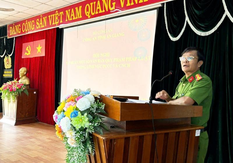 Biểu tượng các văn bản pháp luật liên quan đến phòng cháy chữa cháy và cứu nạn cứu hộ, bao gồm thông tin về phương án cứu nạn cứu hộ của cơ sở (mẫu số 04)