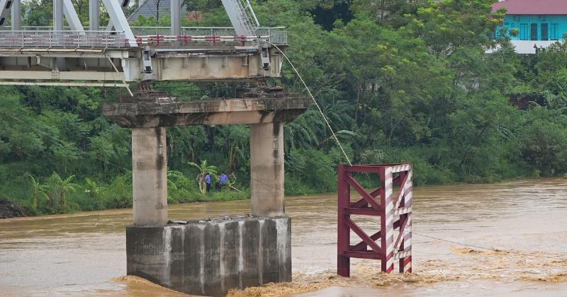 Xây cầu mới